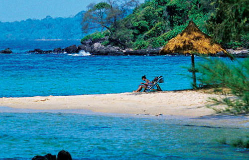 Dịch vụ đặt phòng online “3 trong 1” hút du khách